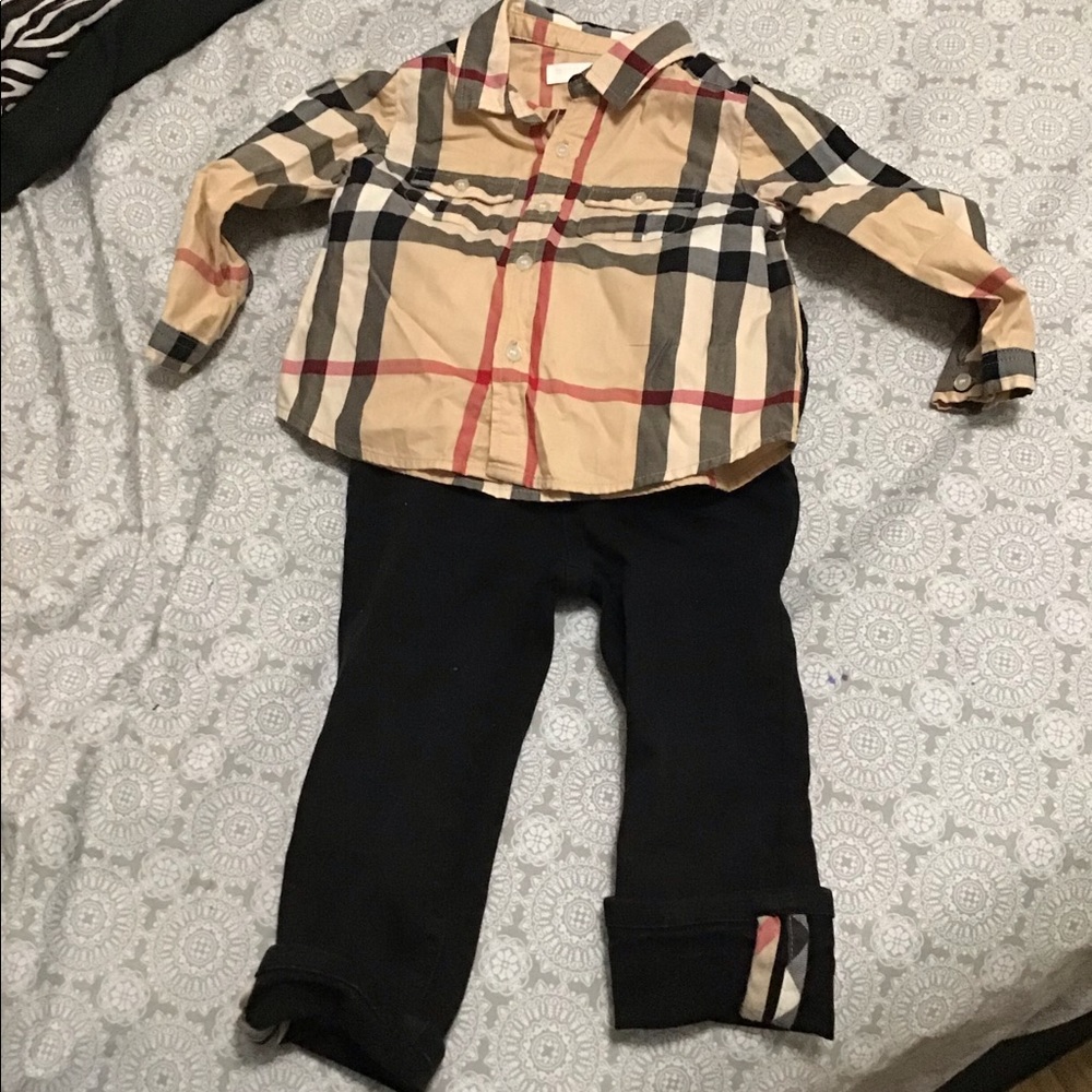 Burberry outfit